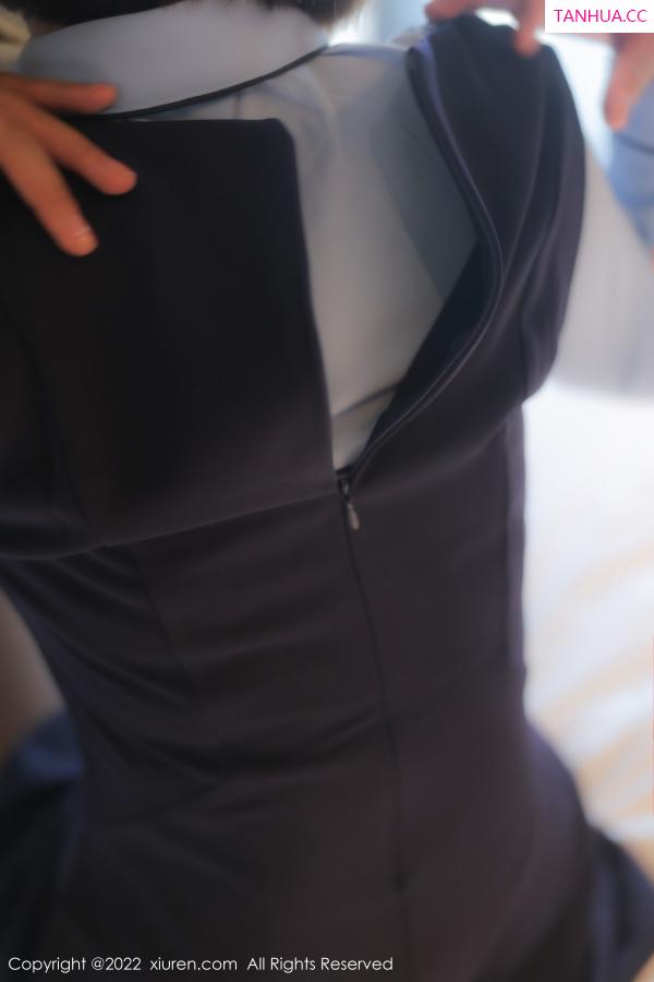 宋愉愉  [XiuRen]高清写真图 2022.10.19 No.5727 宋愉愉 黑丝制服第24张图片